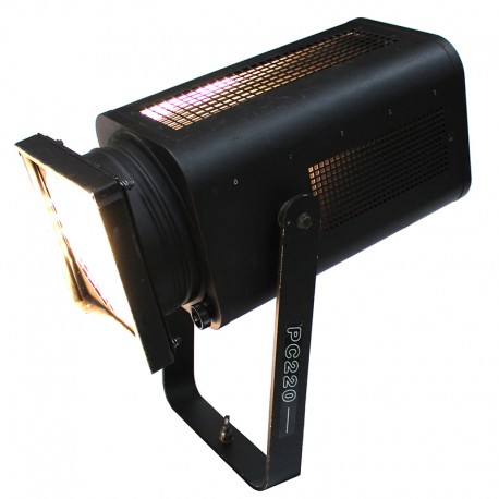 PROJECTEUR PC 2000W PC220